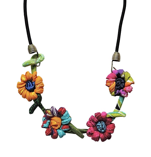 Handmade Daisy Necklace - Empress Collection