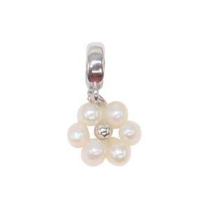 Pearl cluster pendant with silver loop.