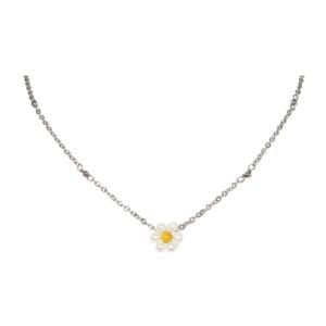 Silver necklace with daisy flower pendant.